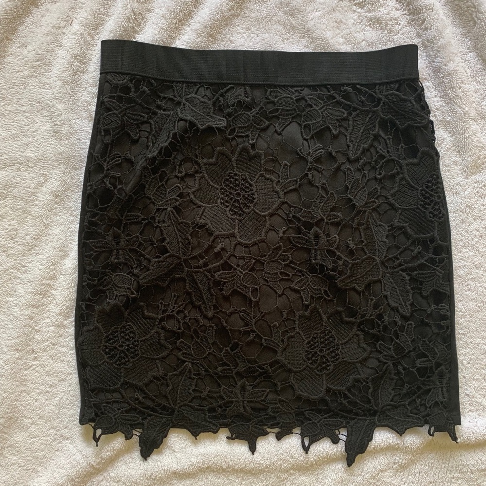 American Eagle black lace skirt
